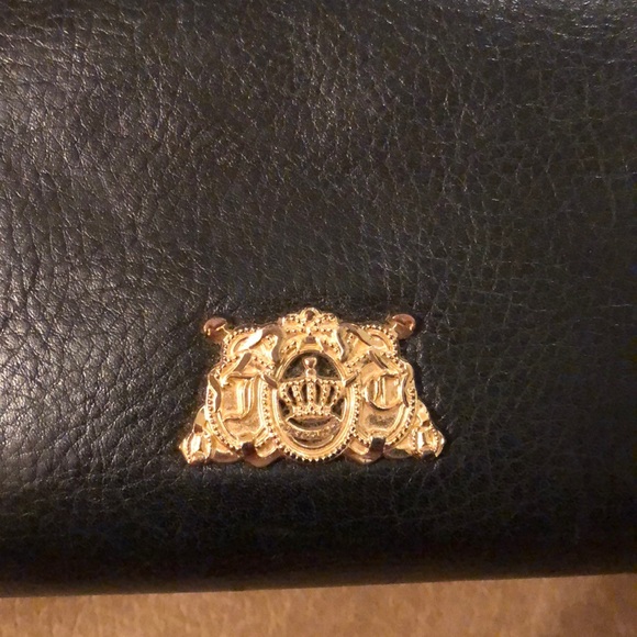 Juicy Couture leather wallet with gold buckle - Picture 4 of 6